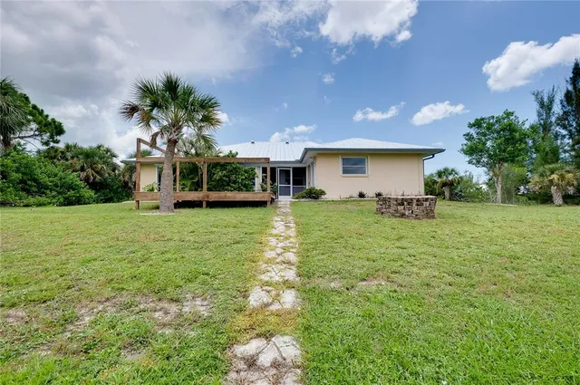 $2,400 | 15140 Lyneburg Avenue, Port Charlotte, FL 33981