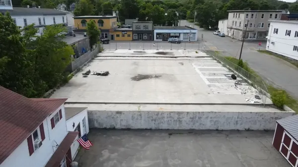 $179,900 | 75 Penobscot Avenue, Millinocket, ME 04462