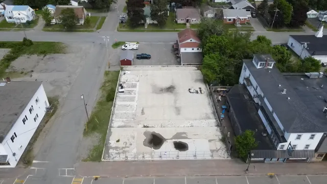 $179,900 | 75 Penobscot Avenue, Millinocket, ME 04462