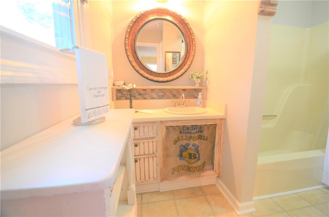 1825 Wire Road, Unit 2 Auburn, AL 36832 - Photo 12 of 29 Gallery Image 12