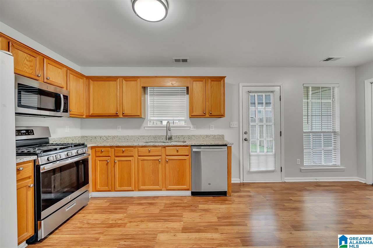 340 Rocky Ridge Circle Helena, AL 35080 - Photo 3 of 24