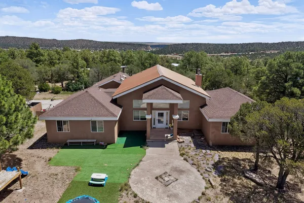 $425,000 | 24 Calle De Leon, Las Vegas, NM 87701