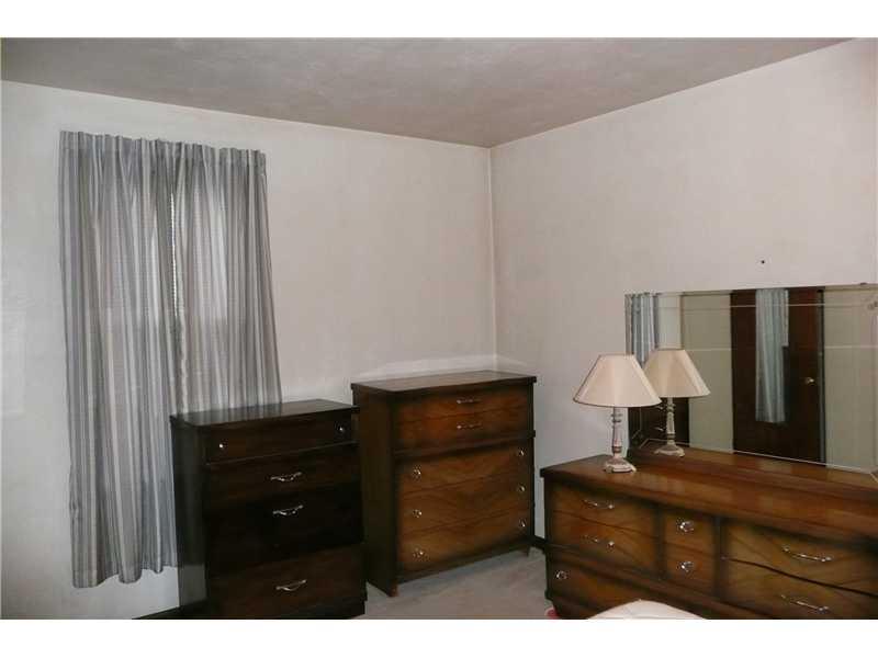 154 Hinkel Road Pittsburgh, PA 15229 - Photo 6 of 8 Bedroom.