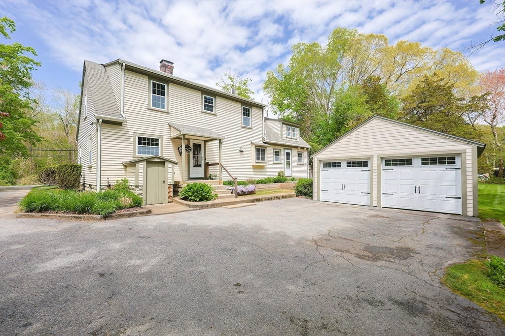 89 Bay State Road Rehoboth, MA 02769 - Photo 4 of 36 Gallery Image 4