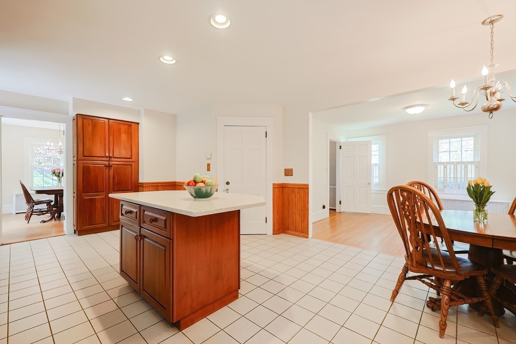 89 Bay State Road Rehoboth, MA 02769 - Photo 9 of 36 Gallery Image 9