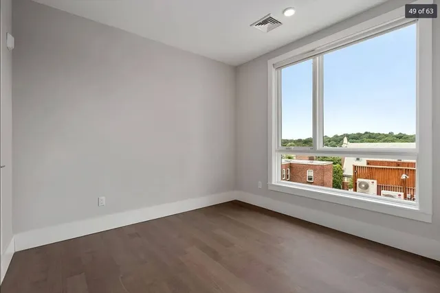 $3,350 | 3193 Washington Street, Unit 410, Boston, MA 02130