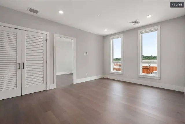 $3,350 | 3193 Washington Street, Unit 410, Boston, MA 02130