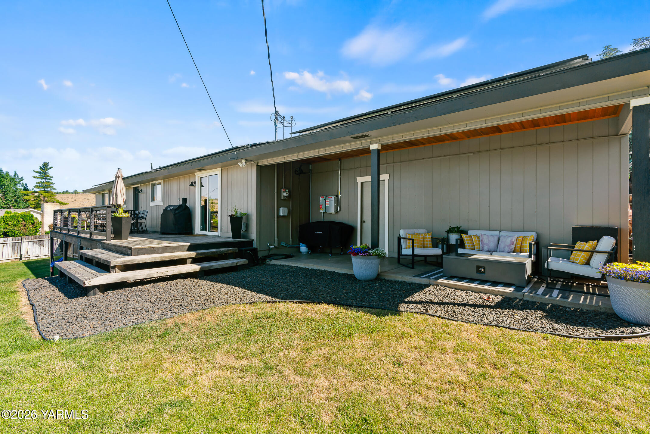 8104 Viewcrest Way Yakima, WA 98908 - Photo 32 of 35 Covered Patio