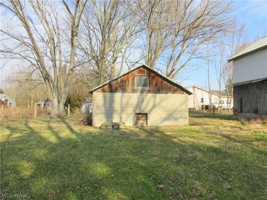 8922 Murray Ridge Road Elyria, OH 44035 - Photo 8 of 21 Gallery Image 8