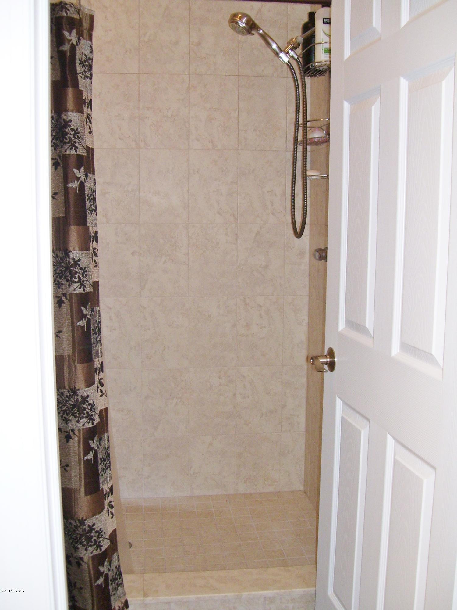 1037 Boat House Road Lake Ariel, PA 18436 - Photo 36 of 64 Master Bathroom