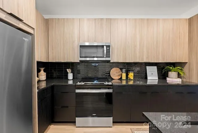 $1,785 | 536 West Tremont Avenue, Unit A3, Charlotte, NC 28203