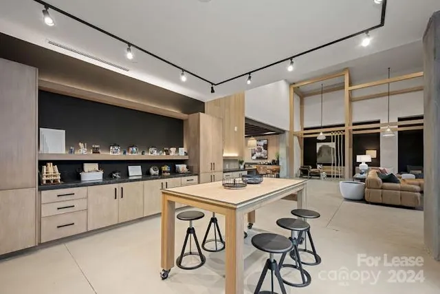 $1,785 | 536 West Tremont Avenue, Unit A3, Charlotte, NC 28203