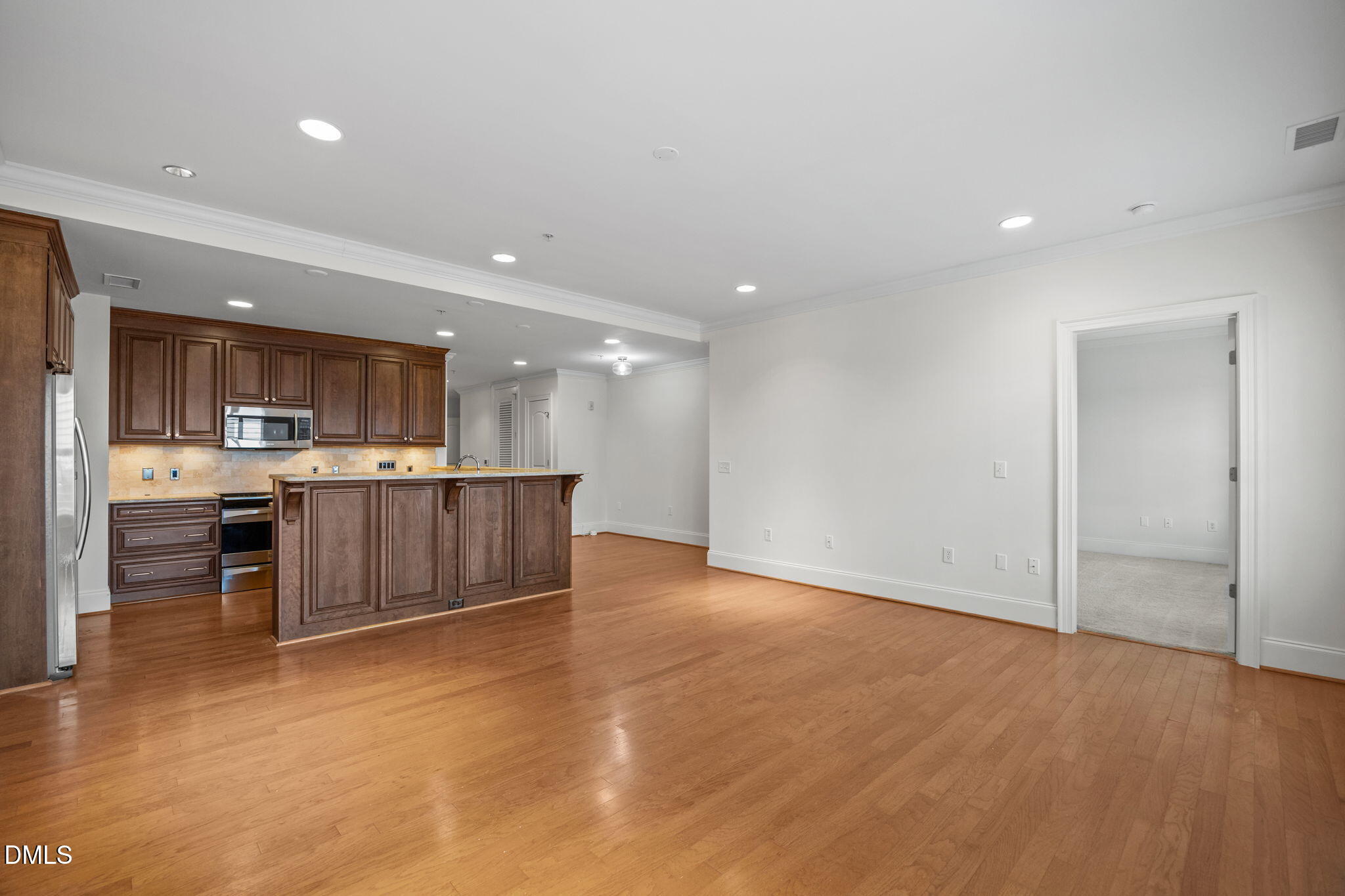 710 Independence Place, Unit 508 Raleigh, NC 27603 - Photo 17 of 77 36-web-or-mls-IMG_6390