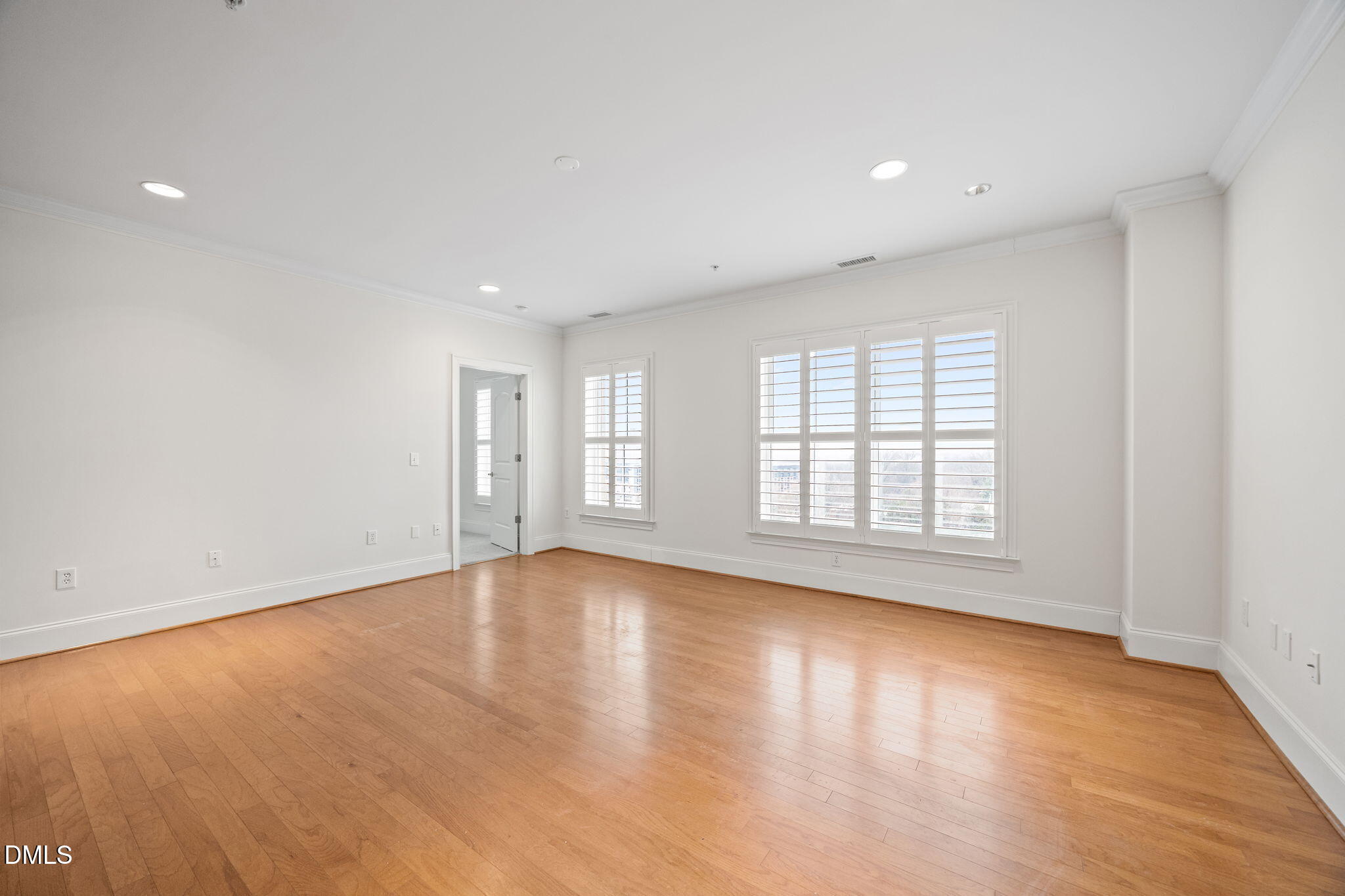 710 Independence Place, Unit 508 Raleigh, NC 27603 - Photo 18 of 77 35-web-or-mls-IMG_6387