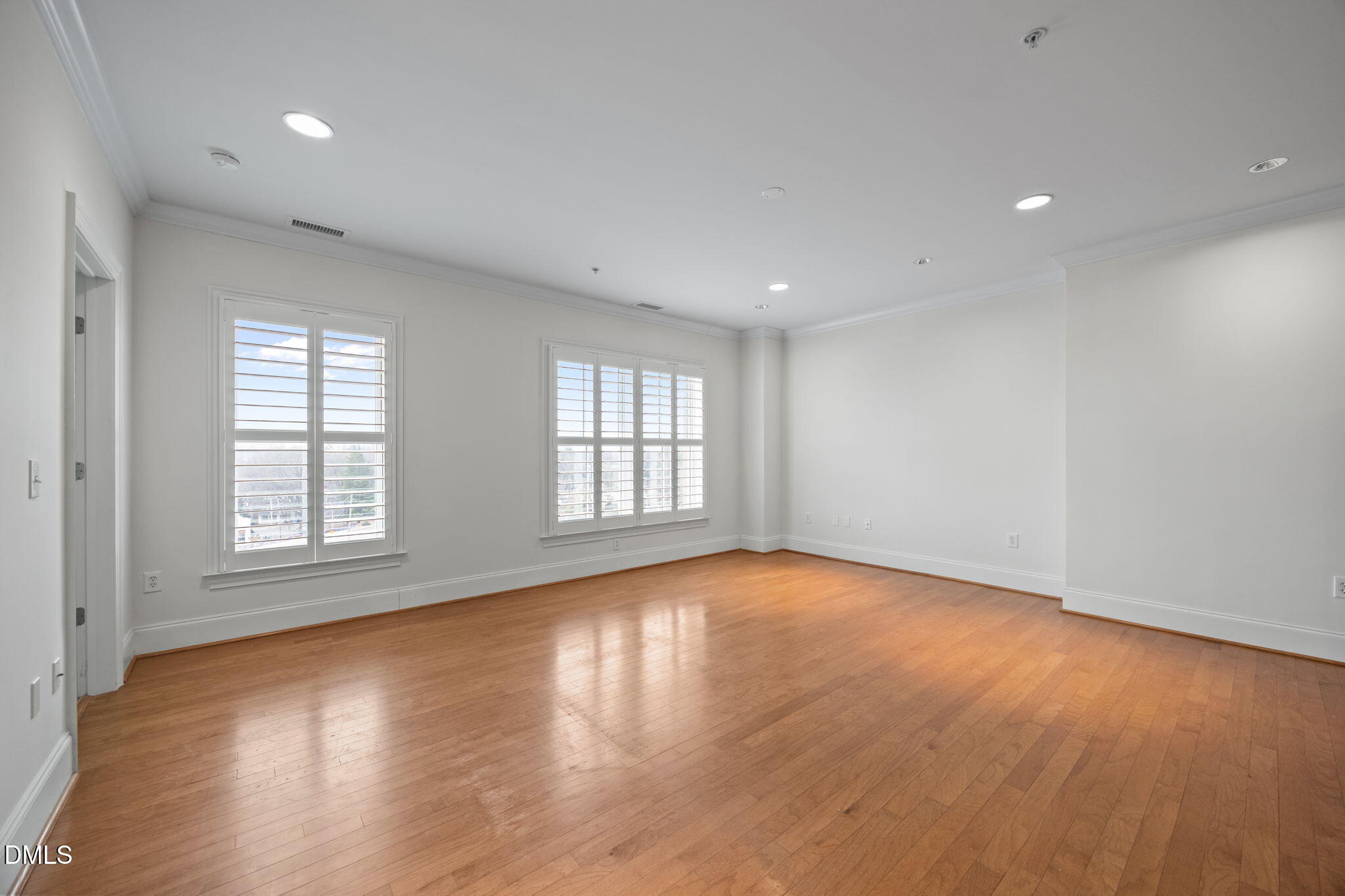 710 Independence Place, Unit 508 Raleigh, NC 27603 - Photo 19 of 77 37-web-or-mls-IMG_6393