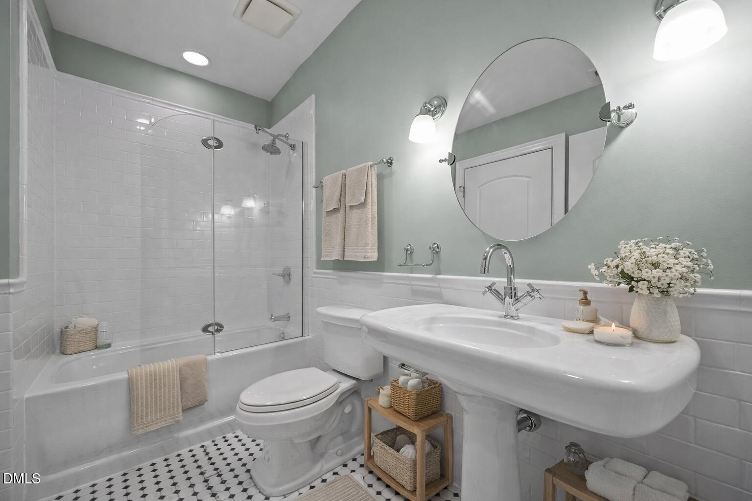 710 Independence Place, Unit 508 Raleigh, NC 27603 - Photo 5 of 77 ChatGPT Image Feb 19, 2026, 02_03_21 PM