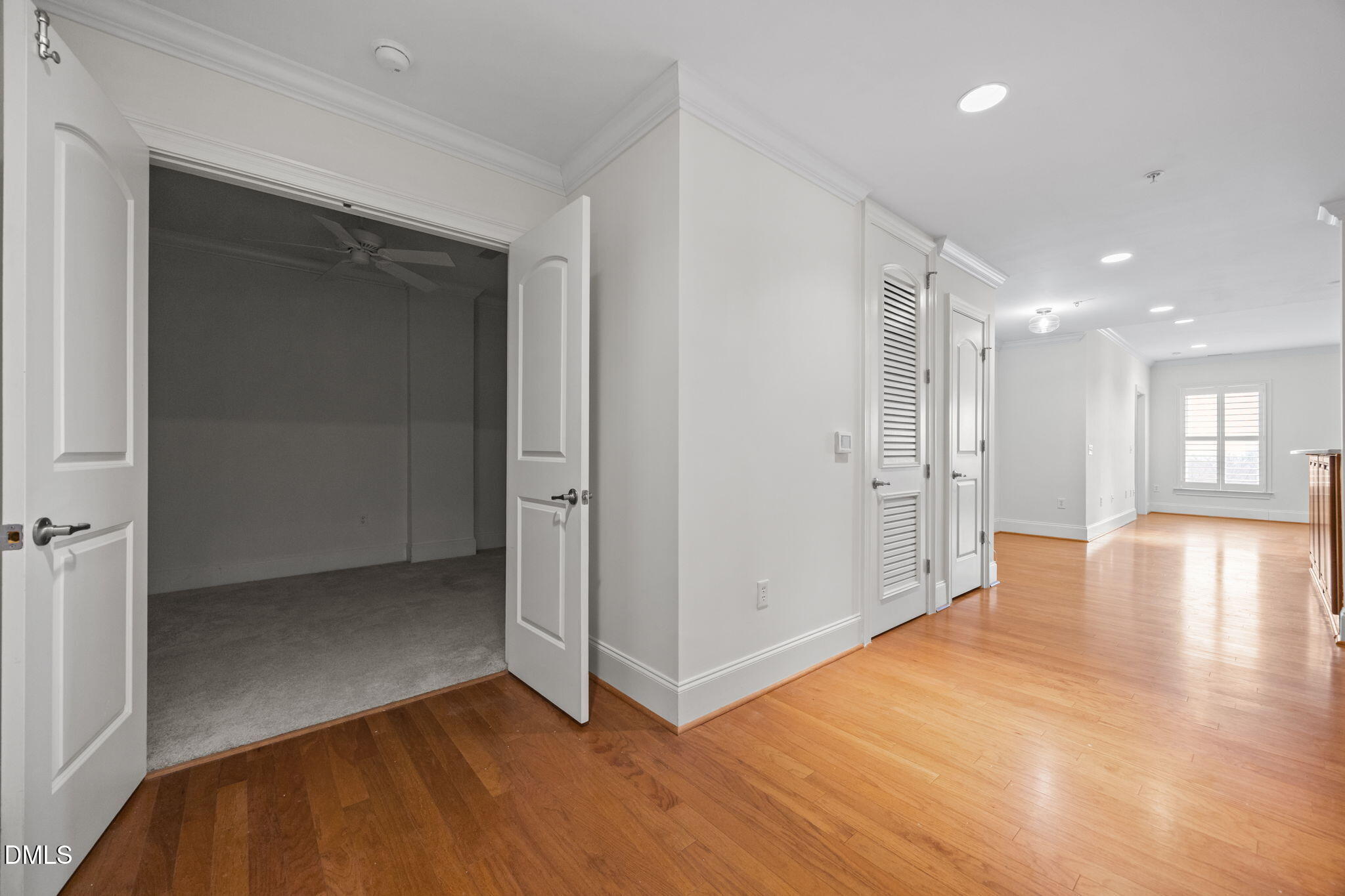 710 Independence Place, Unit 508 Raleigh, NC 27603 - Photo 8 of 77 22-web-or-mls-IMG_6348