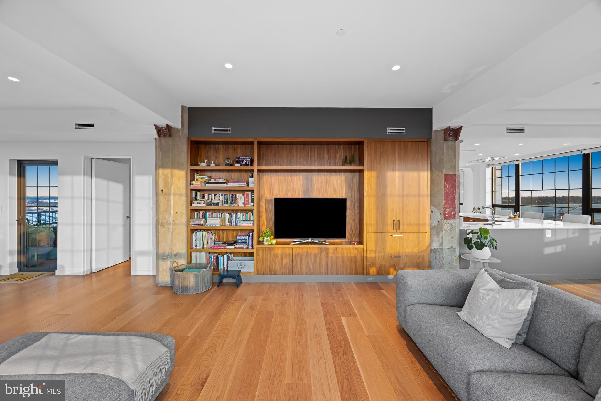 1200 Steuart Street, Unit 1811 Baltimore, MD 21230 - Photo 23 of 55