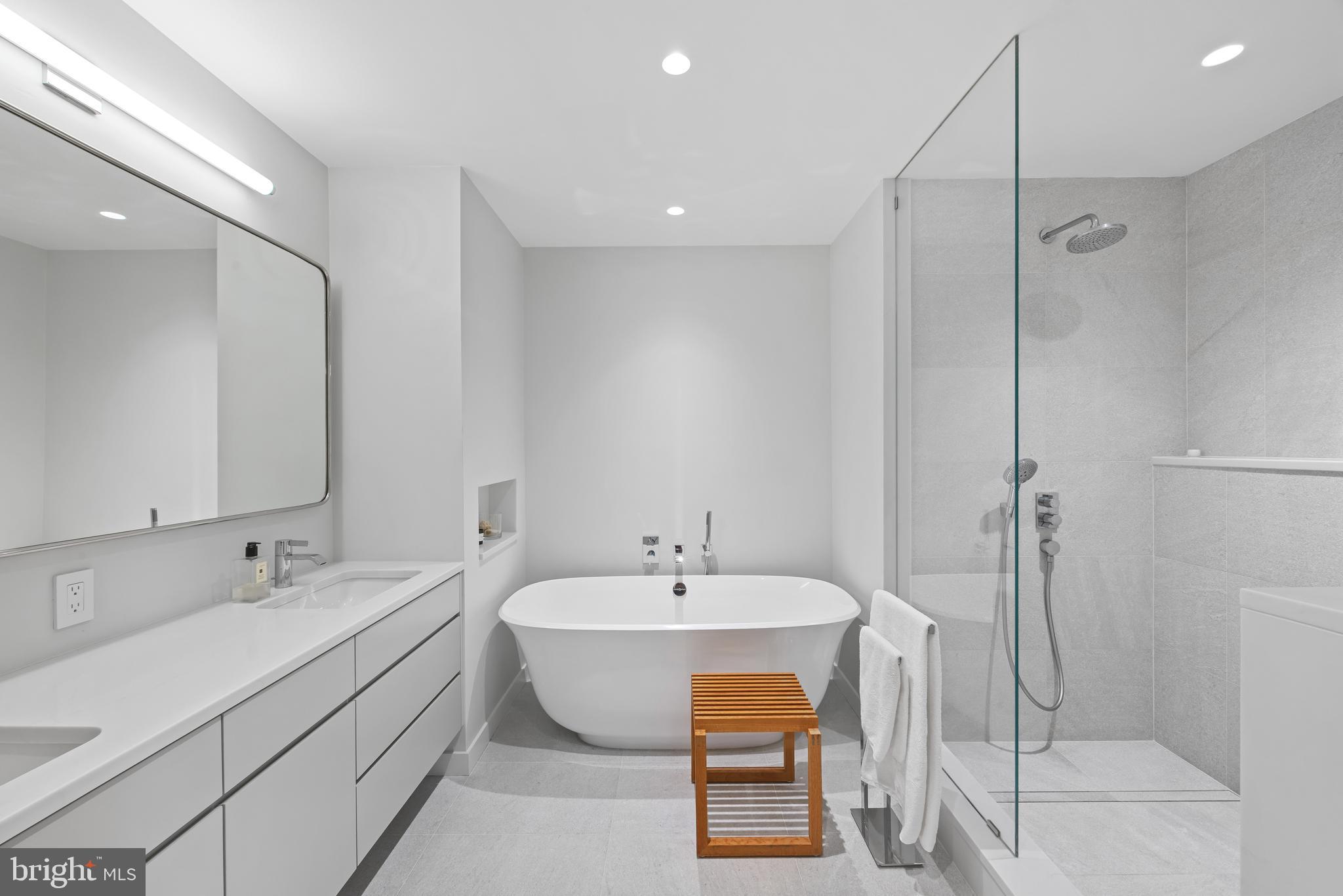 1200 Steuart Street, Unit 1811 Baltimore, MD 21230 - Photo 33 of 55