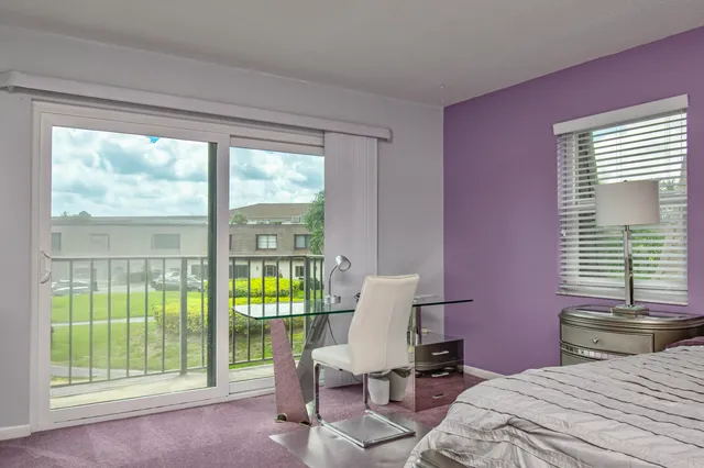 $334,900 | 9460 Southwest 61st Way, Unit B, Boca Raton, FL 33428