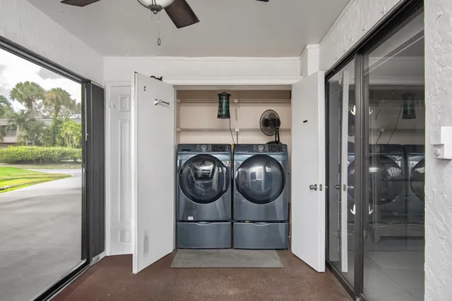 $334,900 | 9460 Southwest 61st Way, Unit B, Boca Raton, FL 33428