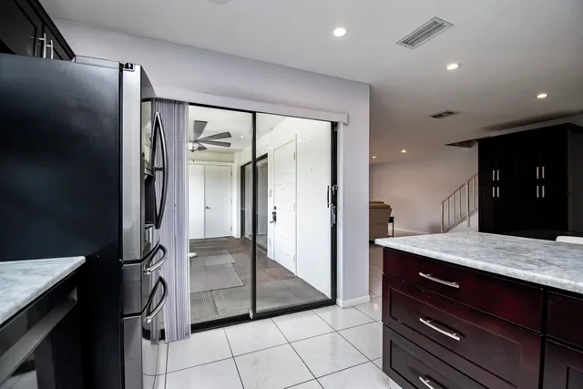 $334,900 | 9460 Southwest 61st Way, Unit B, Boca Raton, FL 33428