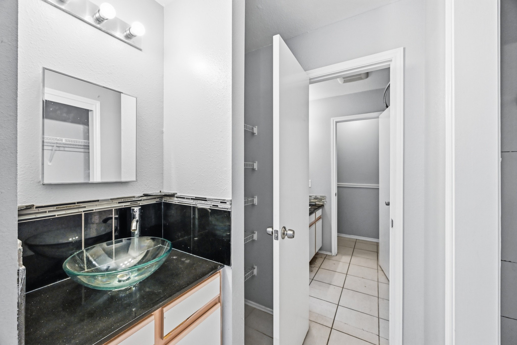6206 Greenwick Lane Houston, TX 77085 - Photo 9 of 16