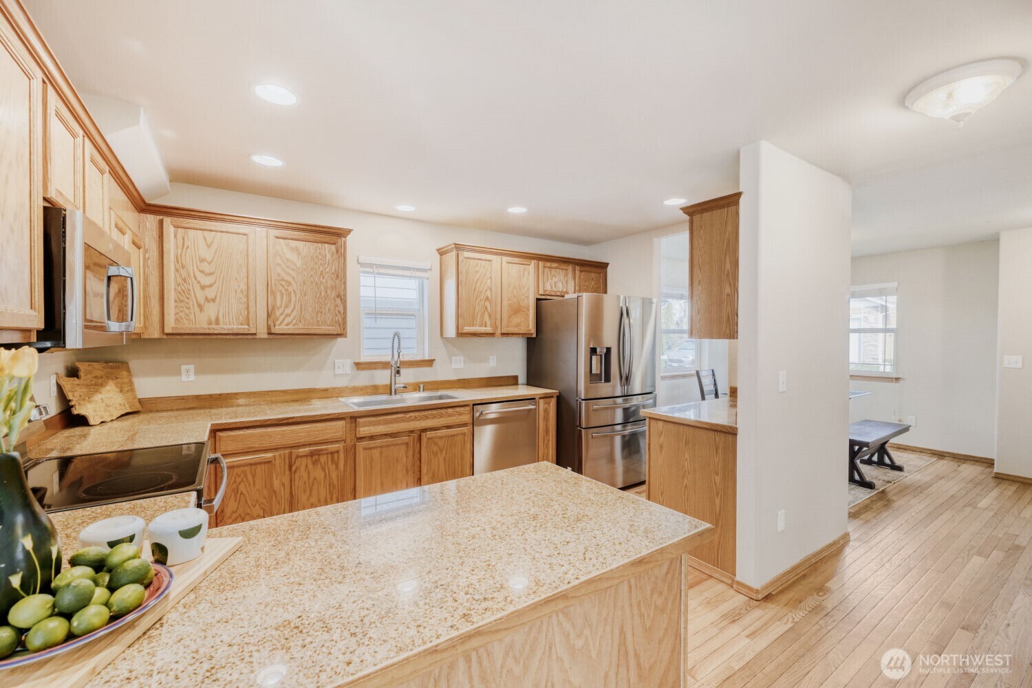 1112 134th Street Southwest Everett, WA 98204 - Photo 11 of 28