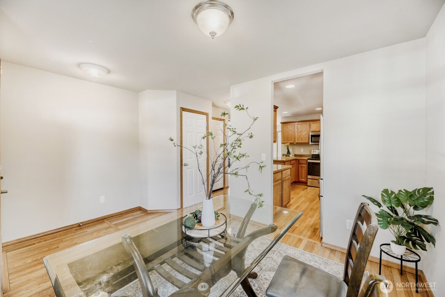 1112 134th Street Southwest Everett, WA 98204 - Photo 8 of 28