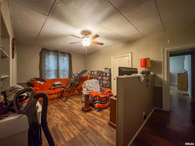 $200,000 | 734 Locust Street, Minonk, IL 61760