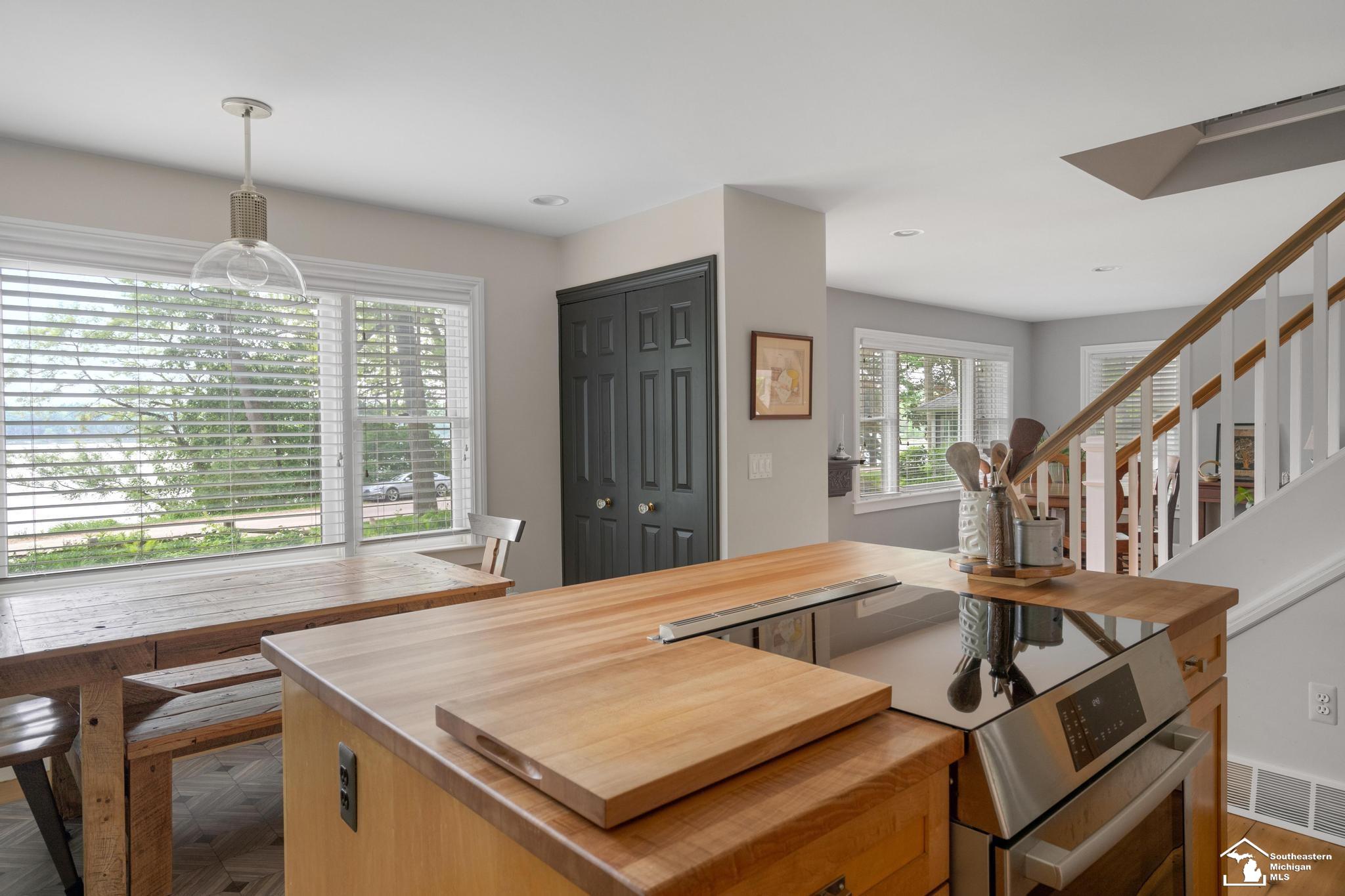 6119 Cowell Road Brighton, MI 48116 - Photo 35 of 99 50177431-a6f9ab40-b7d3-4dec-8edc-25334b0bd2b6.JPG