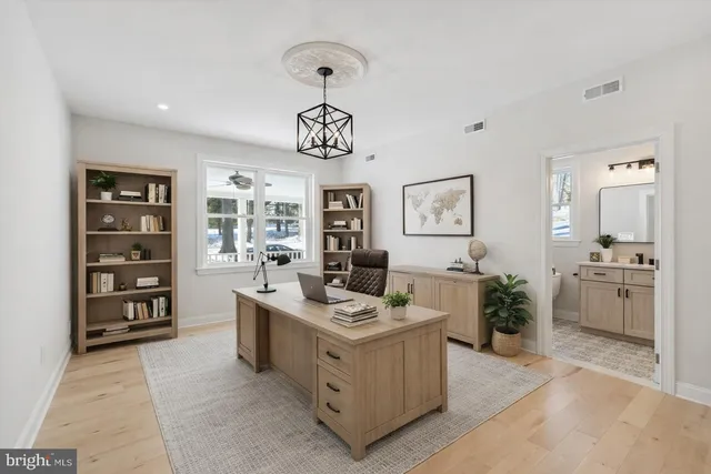 $1,150,000 | 4979 Papa Boulevard, Newtown Square, PA 19073