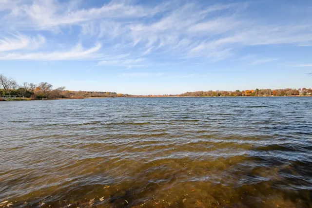 $499,900 | N73W36308 South Shore Drive, Oconomowoc, WI 53066