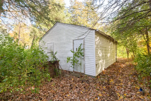 $499,900 | N73W36308 South Shore Drive, Oconomowoc, WI 53066