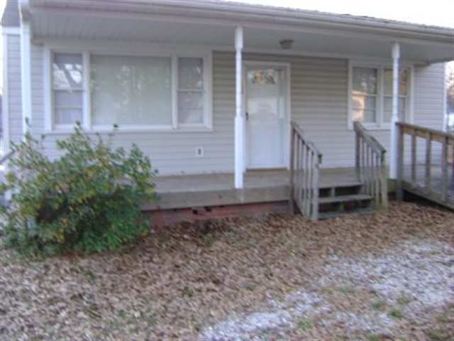 120 Roper Street Easley, SC 29640 - Photo 1 of 17