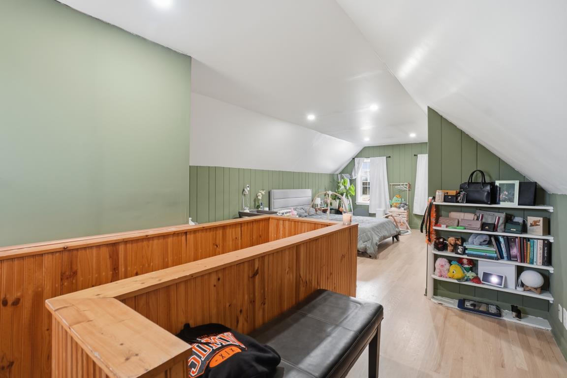 4240 Custer Avenue Brookfield, IL 60513 - Photo 10 of 28 a view of a living room and dining room