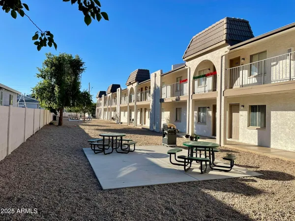 $925 | 1222 East Mountain View Road, Unit 108, Phoenix, AZ 85020