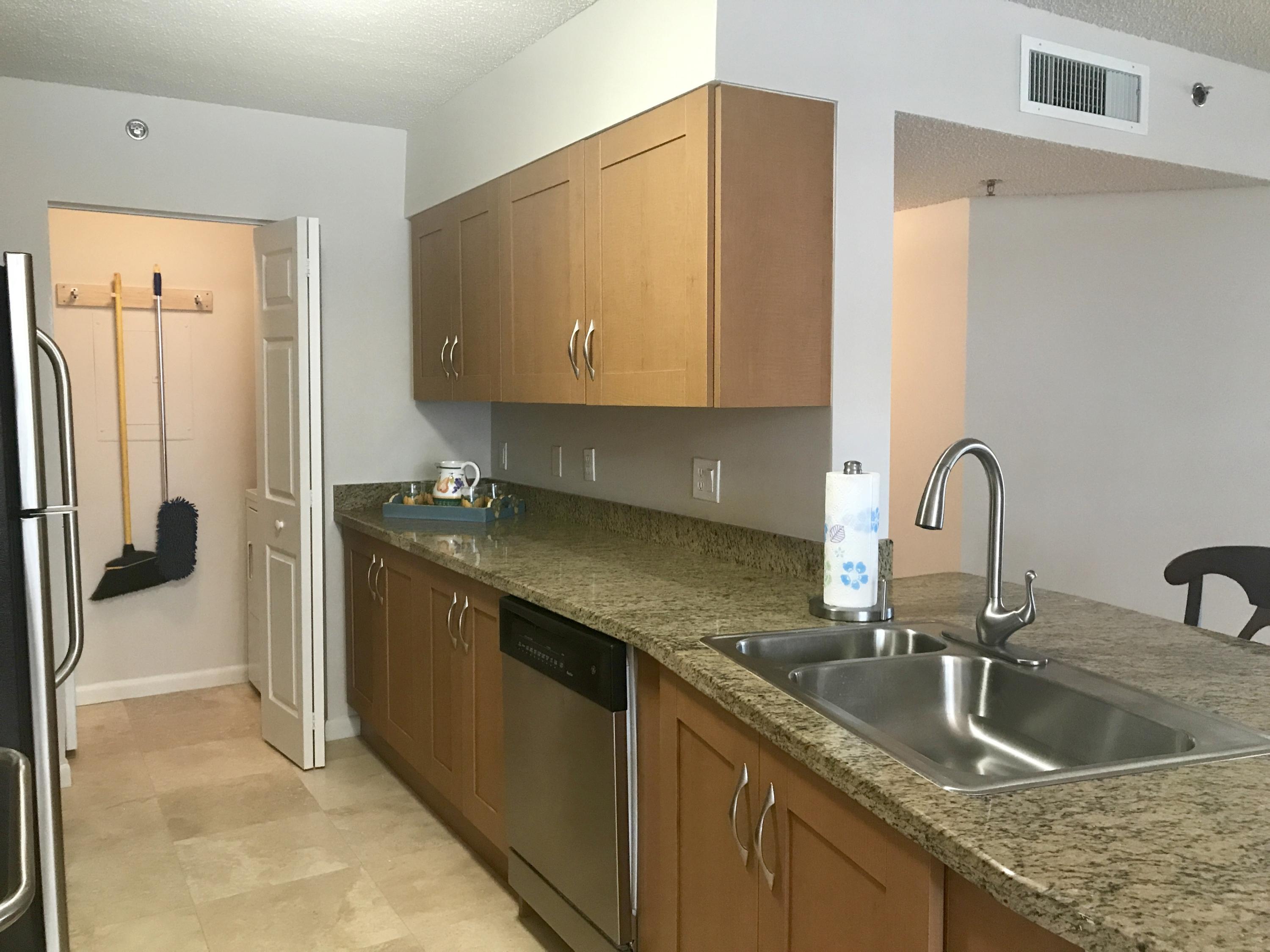 3131 Clint Moore Road, Unit 101 Boca Raton, FL 33496 - Photo 7 of 34 Kitchen