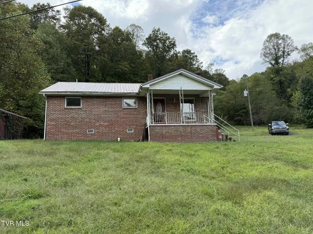 $98,500 | 8366 Fishman Road, Pound, VA 24279