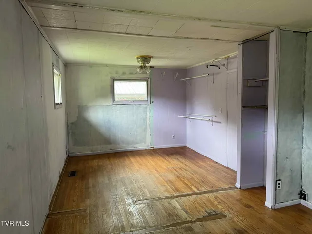 $98,500 | 8366 Fishman Road, Pound, VA 24279