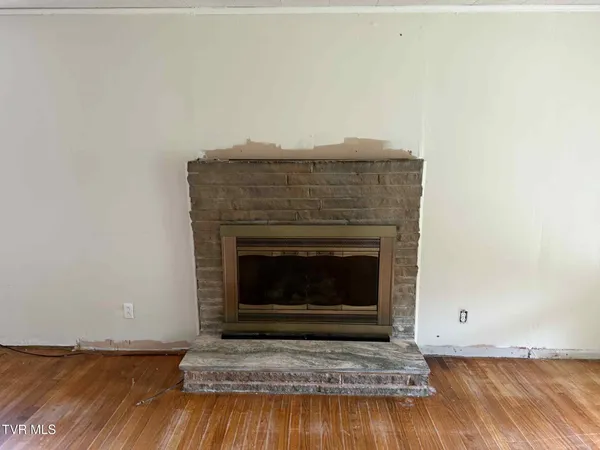 $97,500 | 8366 Fishman Road, Pound, VA 24279