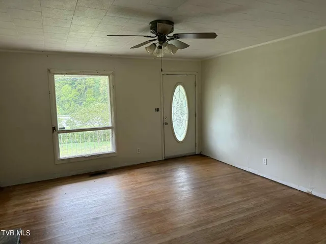 $98,500 | 8366 Fishman Road, Pound, VA 24279