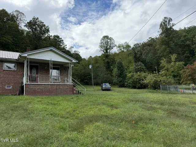 $98,500 | 8366 Fishman Road, Pound, VA 24279