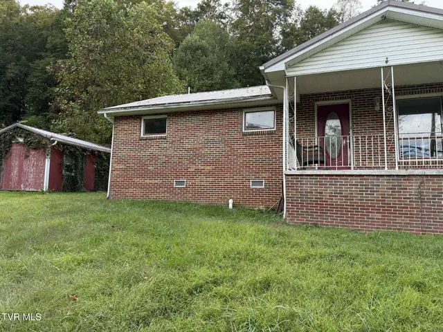 $98,500 | 8366 Fishman Road, Pound, VA 24279