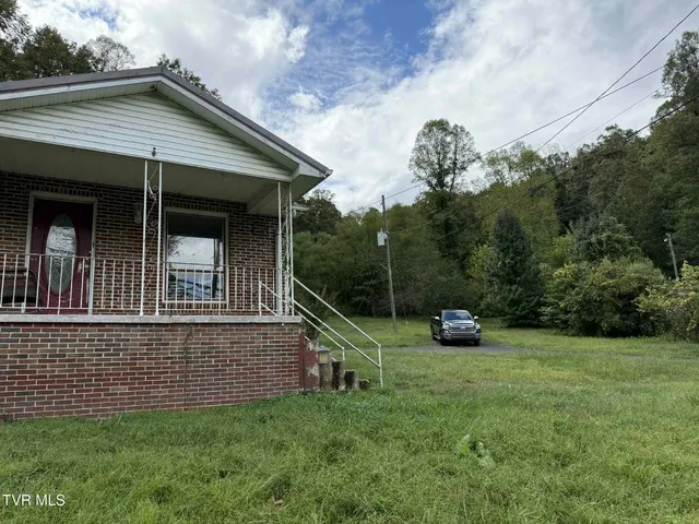 $98,500 | 8366 Fishman Road, Pound, VA 24279