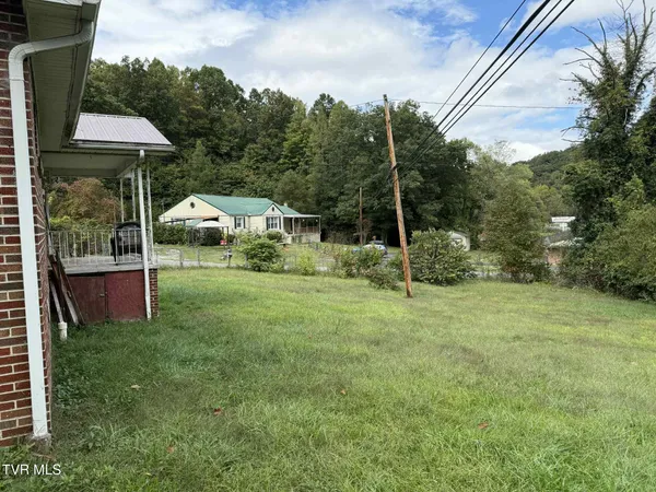 $97,500 | 8366 Fishman Road, Pound, VA 24279