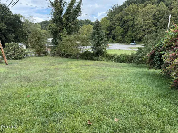 $97,500 | 8366 Fishman Road, Pound, VA 24279