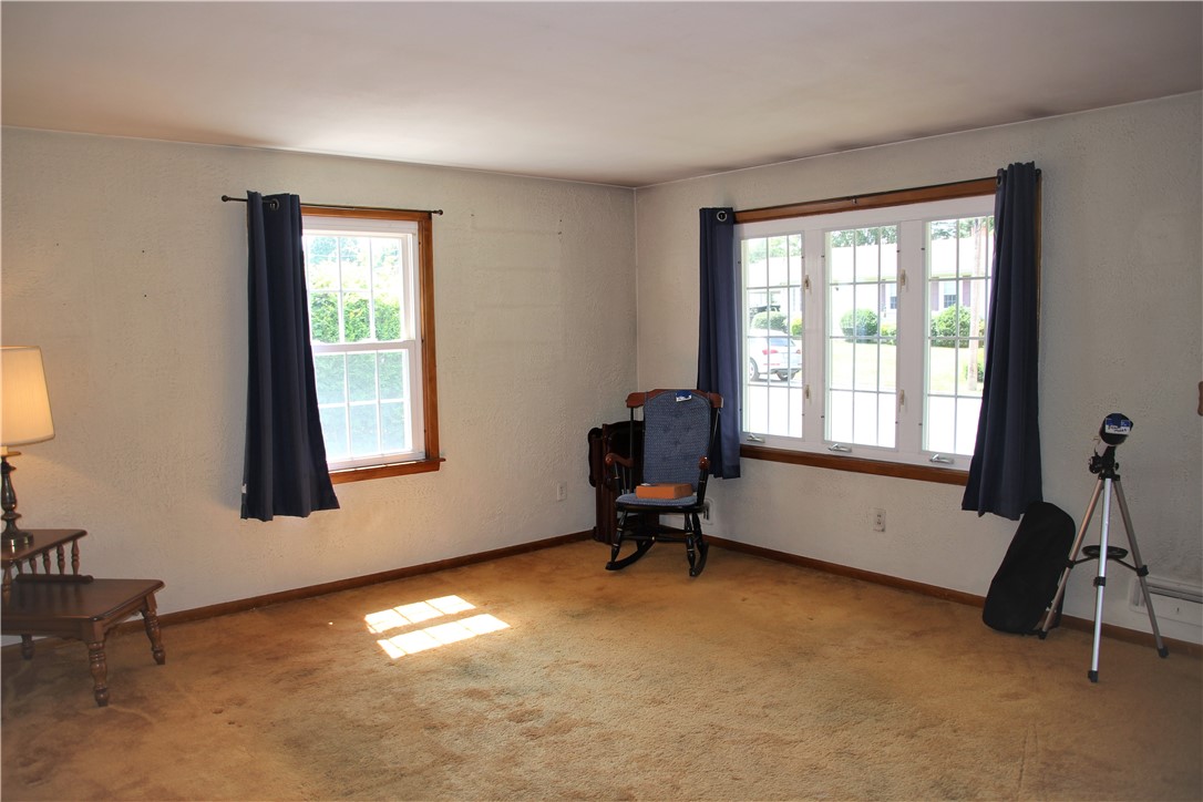 154 Patton Road Woonsocket, RI 02895 - Photo 9 of 20 Gallery Image 9