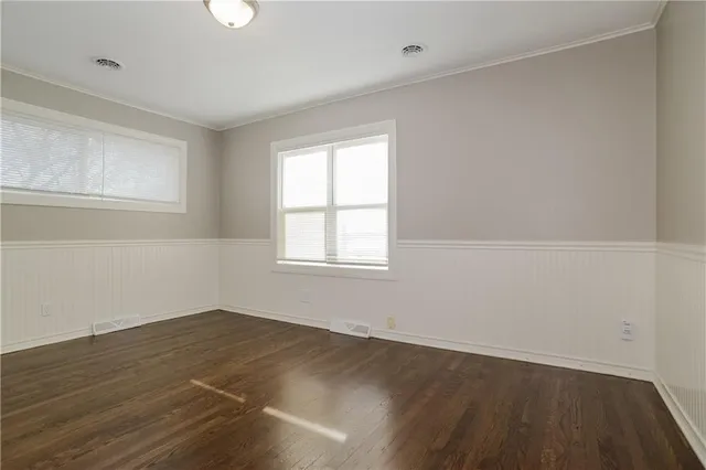 $2,120 | 11212 Lecluyse Drive, Shawnee, KS 66203