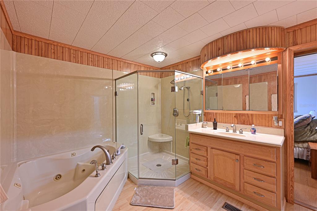 4603 10th St Court East Ellenton, FL 34222 - Photo 17 of 33